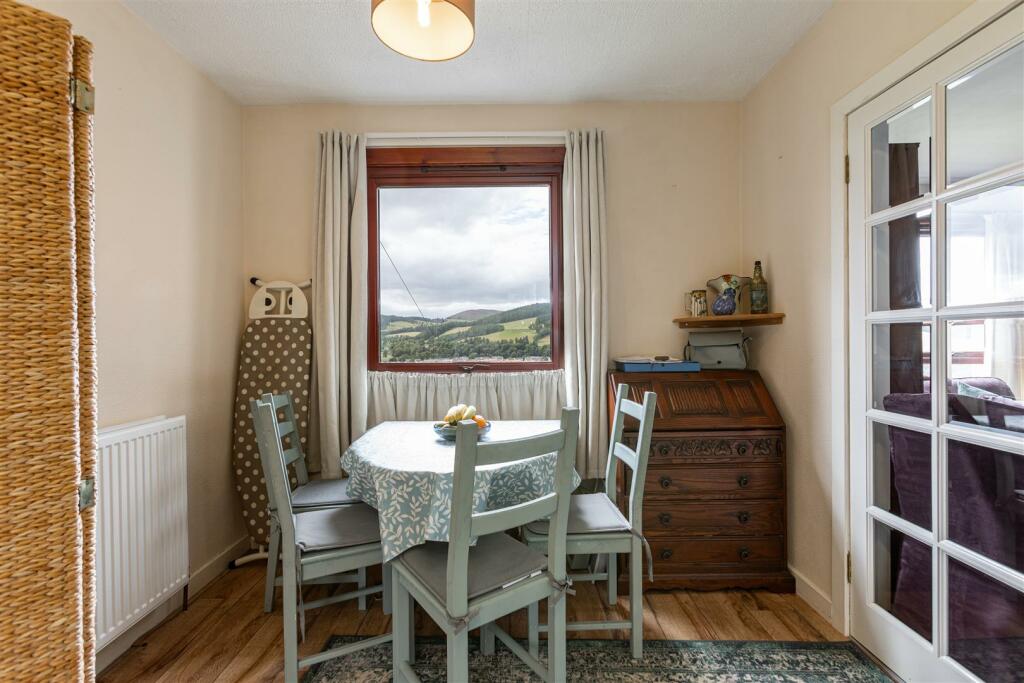4 Bemersyde Crescent Selkirk 18.JPG