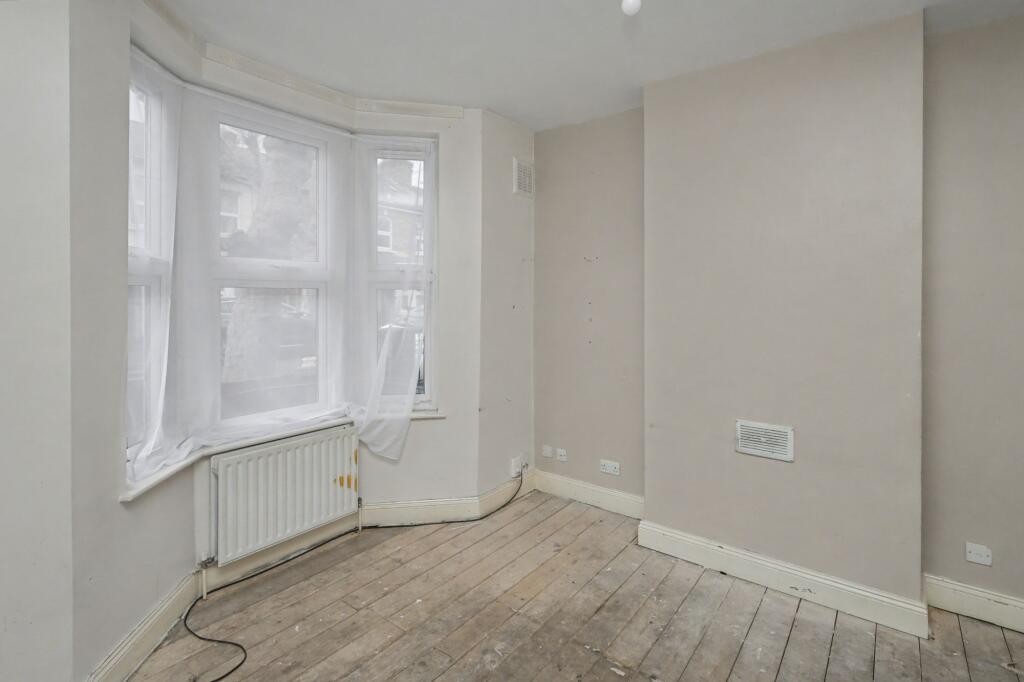 134 Colegrave Road, London E15 1EA