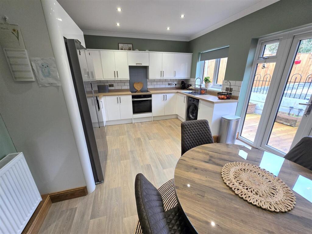 Kitchen Diner