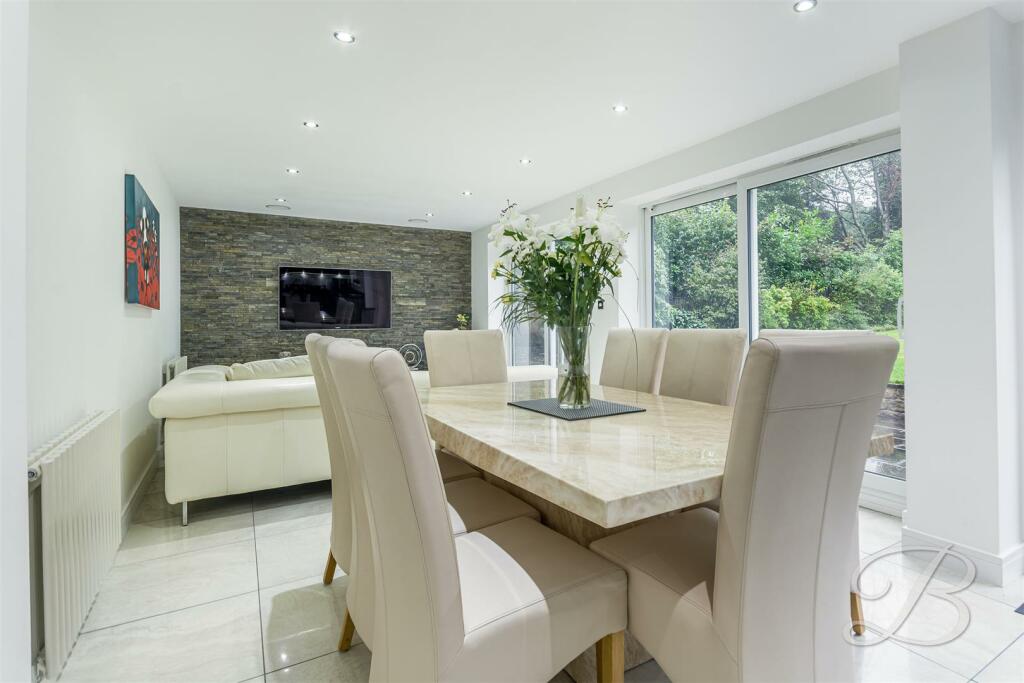 Living Room/Dining Room/Kitchen