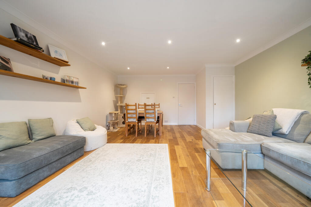 Living/Dining Room