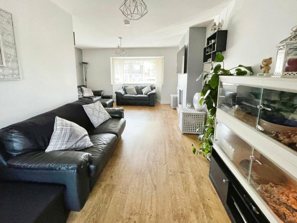 L Shaped dining room