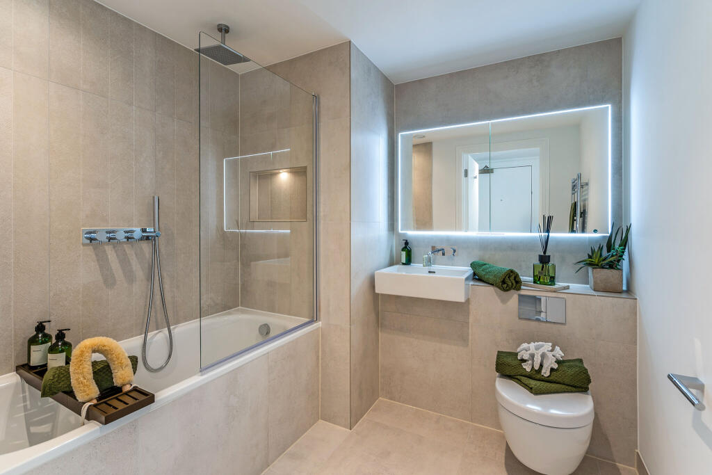 93443_Empire-House (20)_low.jpg