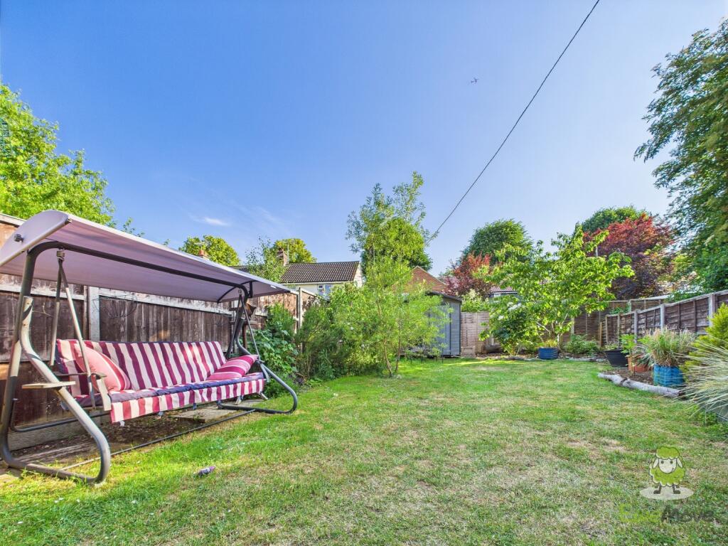 CAM01543G0-PR0135-STILL047