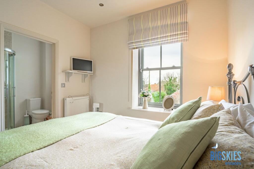 Principal Bedroom