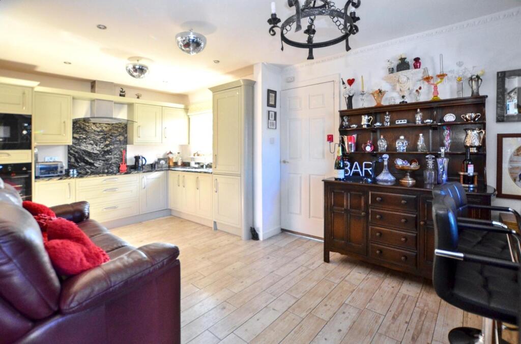 Kitchen / Breakfast