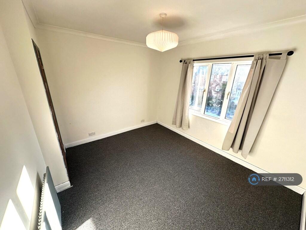 Double Bedroom 2