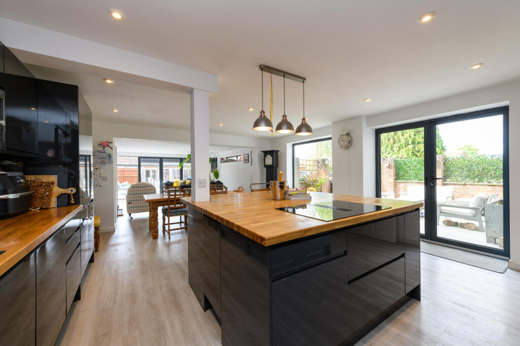 Kitchen/Diner/Living Room