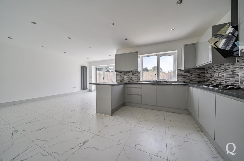 56152466-6375-425...