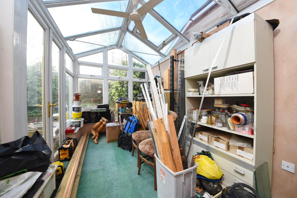 71 Lullington Garth, Woodside Park, London, N12 7BL