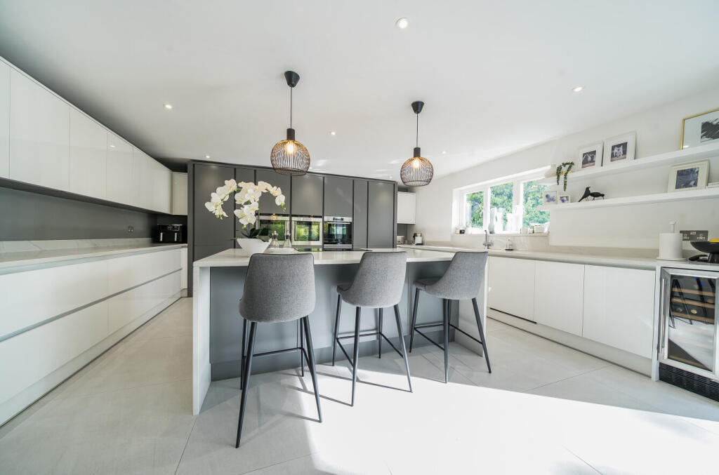 1363692-20-68e523...