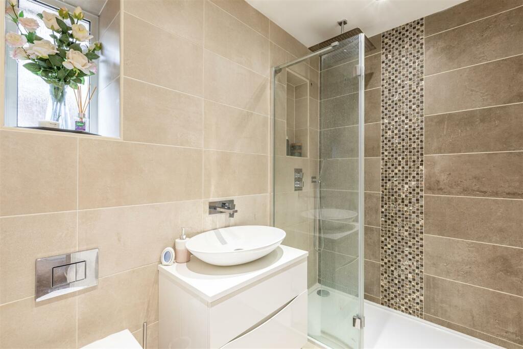 shower room.jpg