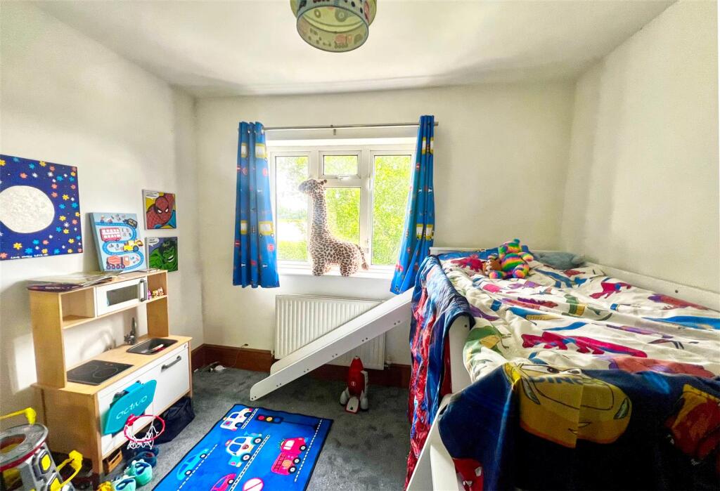 Bedroom 2.jpg