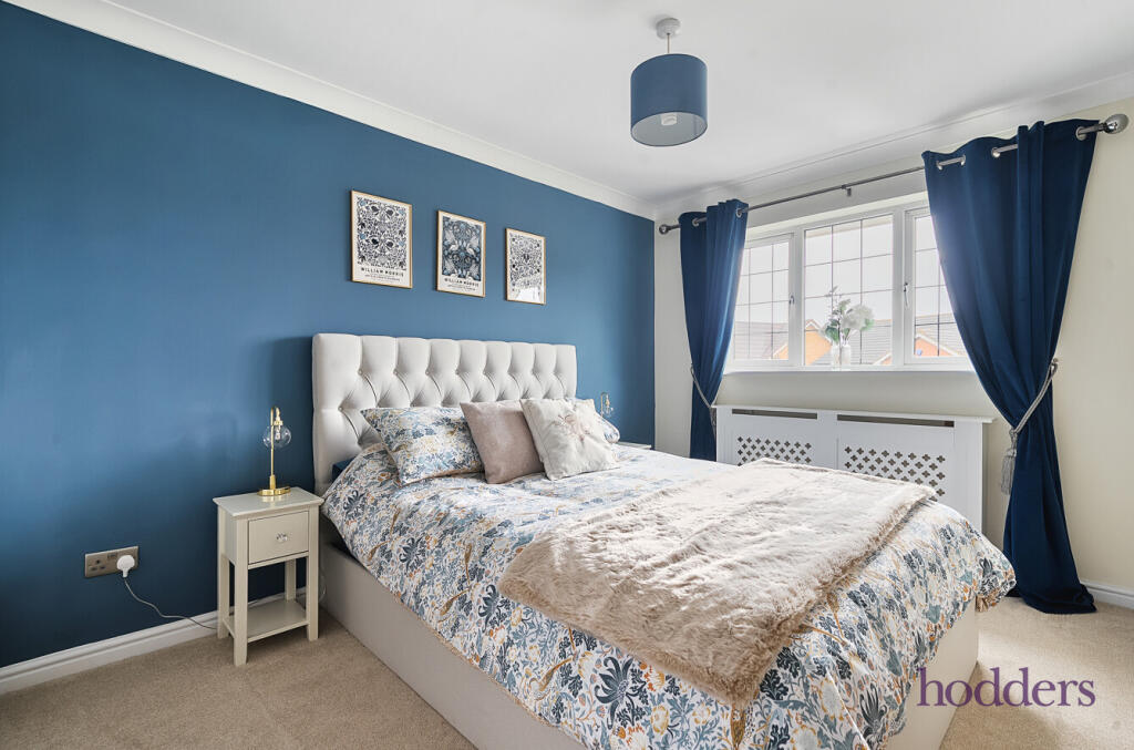 70f3382e-2efa-4b4...