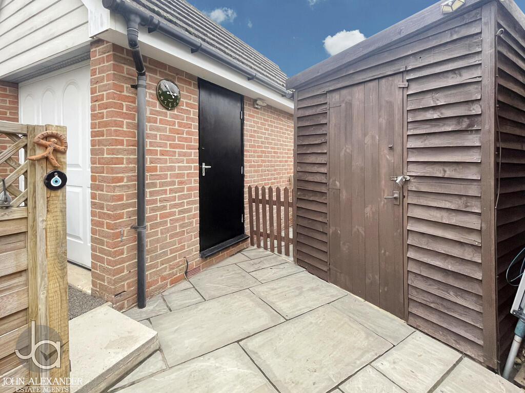 20251030_14551375...