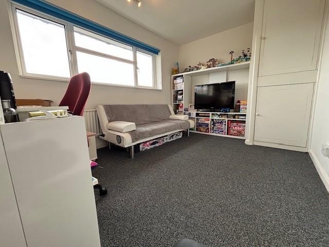 Bedroom 3.jpg