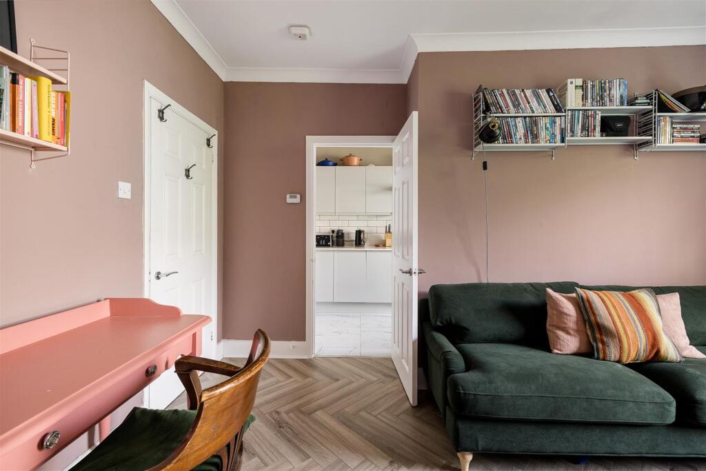 Grange Park Road, E10