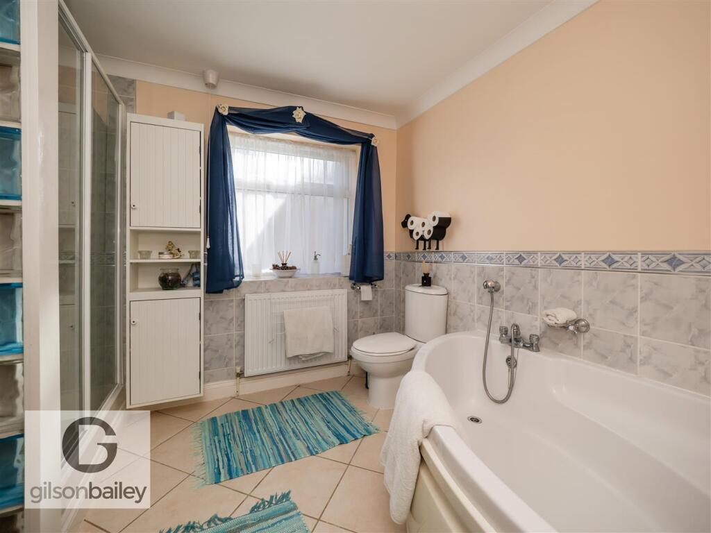 Larkfield-32.jpg