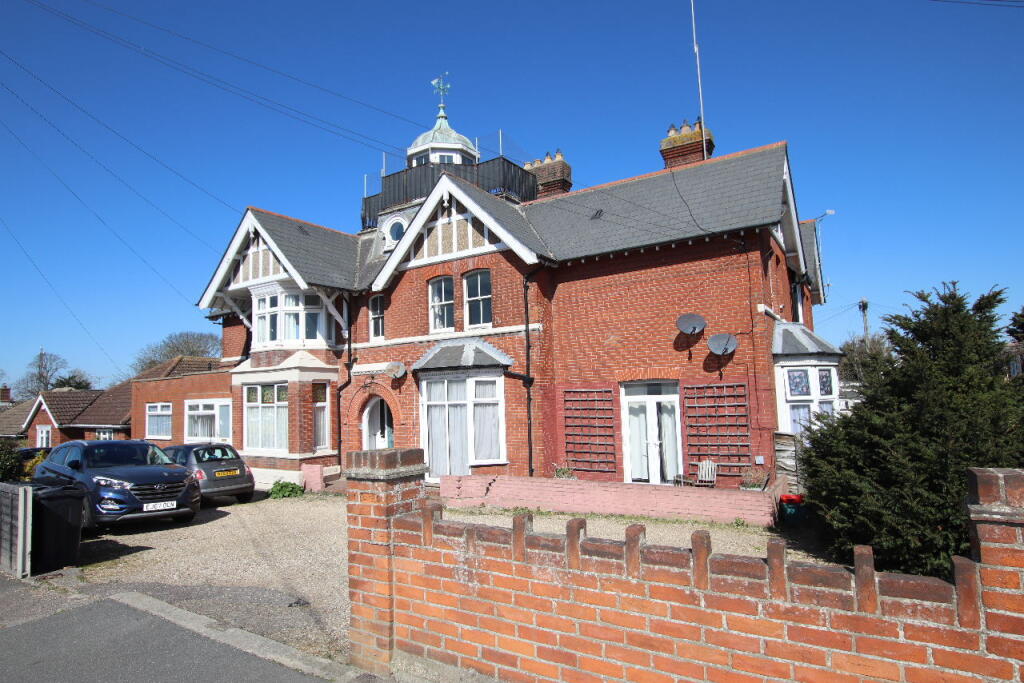 Holland Road, Clacton on Sea