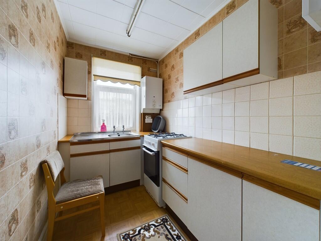 CAM02089G0-PR0412...