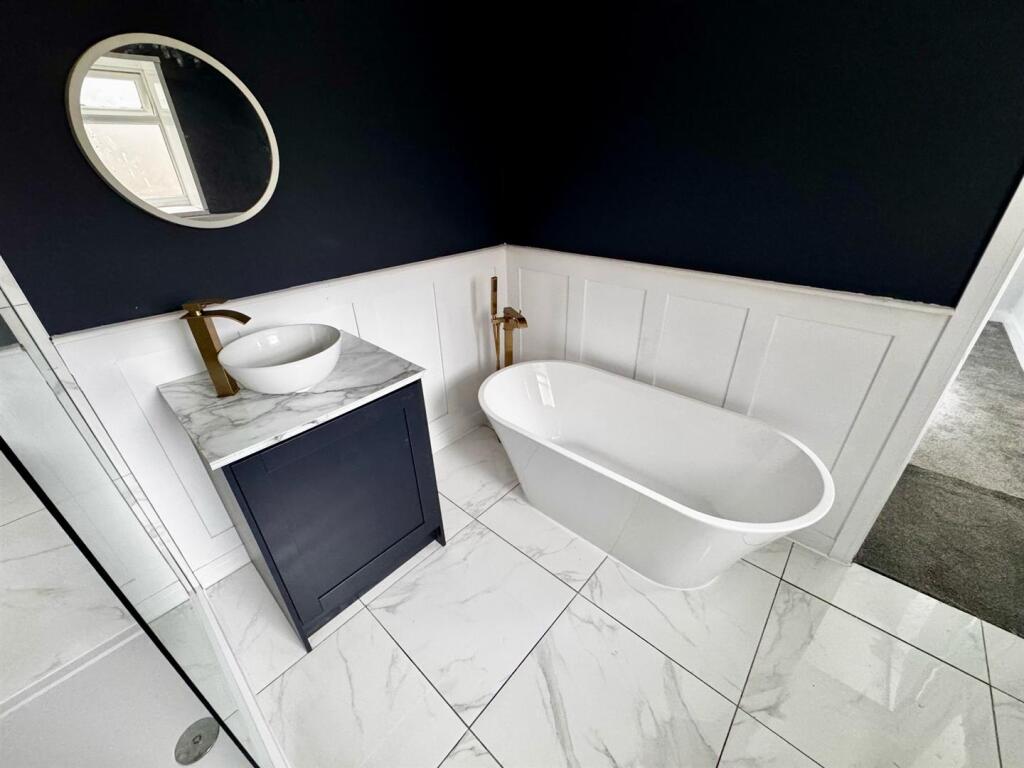 WhatsApp Image 2025-02-19 at 17.51.55-5.jpeg