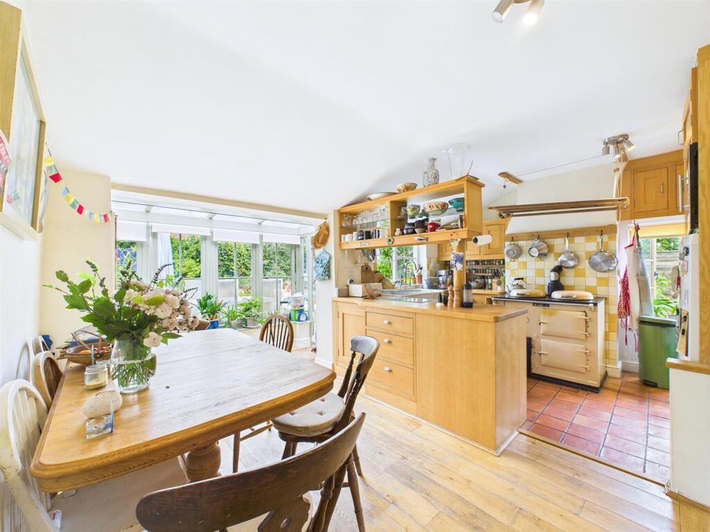 Kitchen Diner