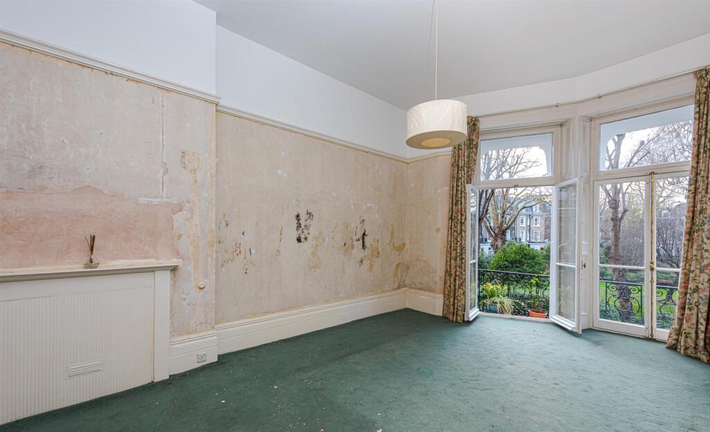 Gledhow Gardens 2_23 PH 2025-8-2. Low Res.jpg