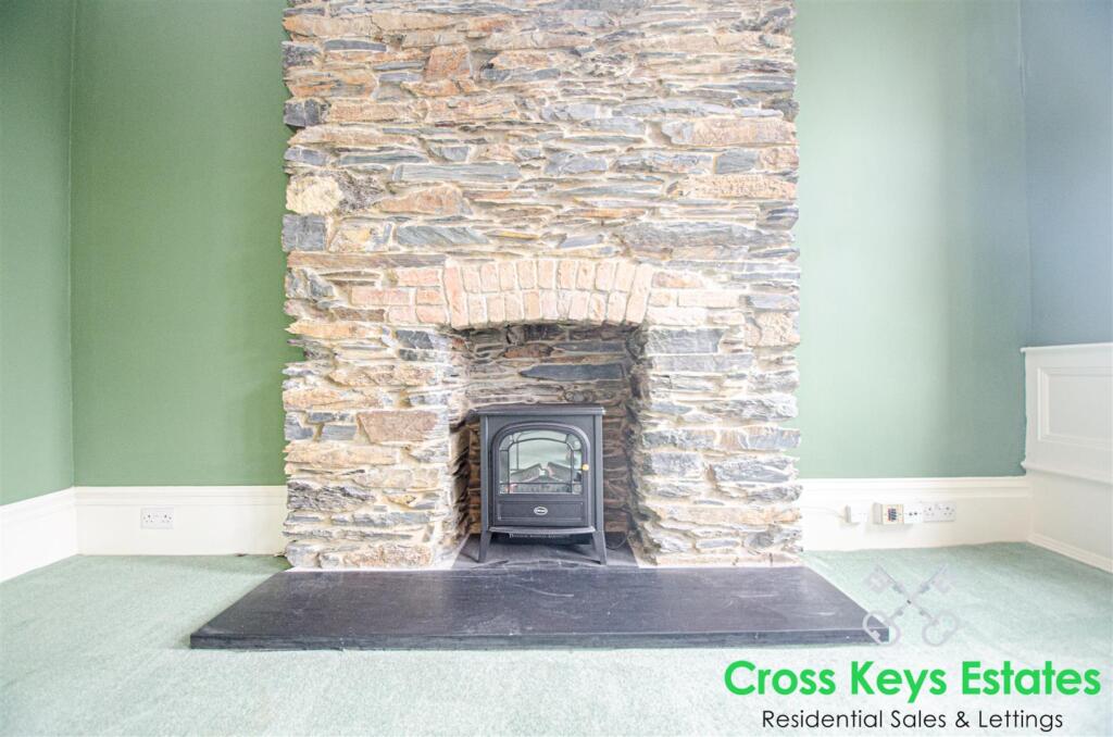 Sitting / Dining Room