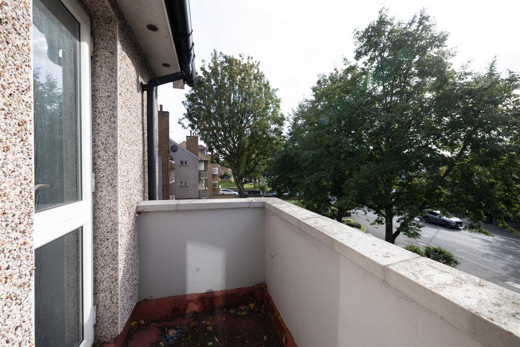 Chingford Road, E17