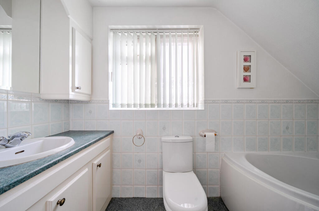 1384341-10-69259d...