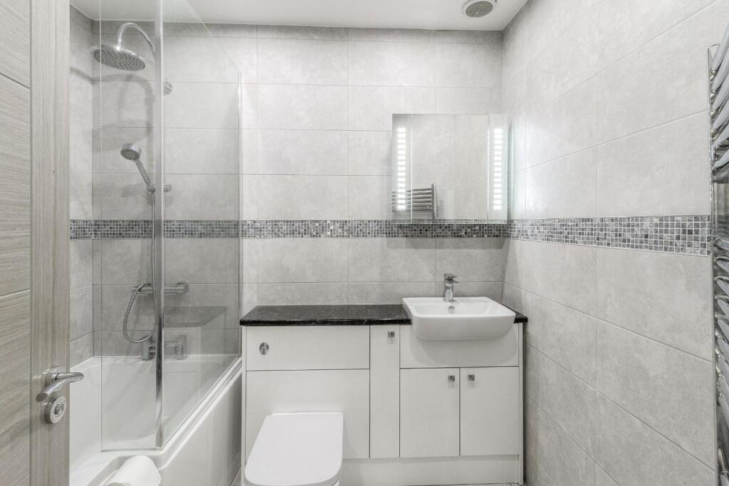 1 Turnberry Lane [HIGHres] 041.jpg