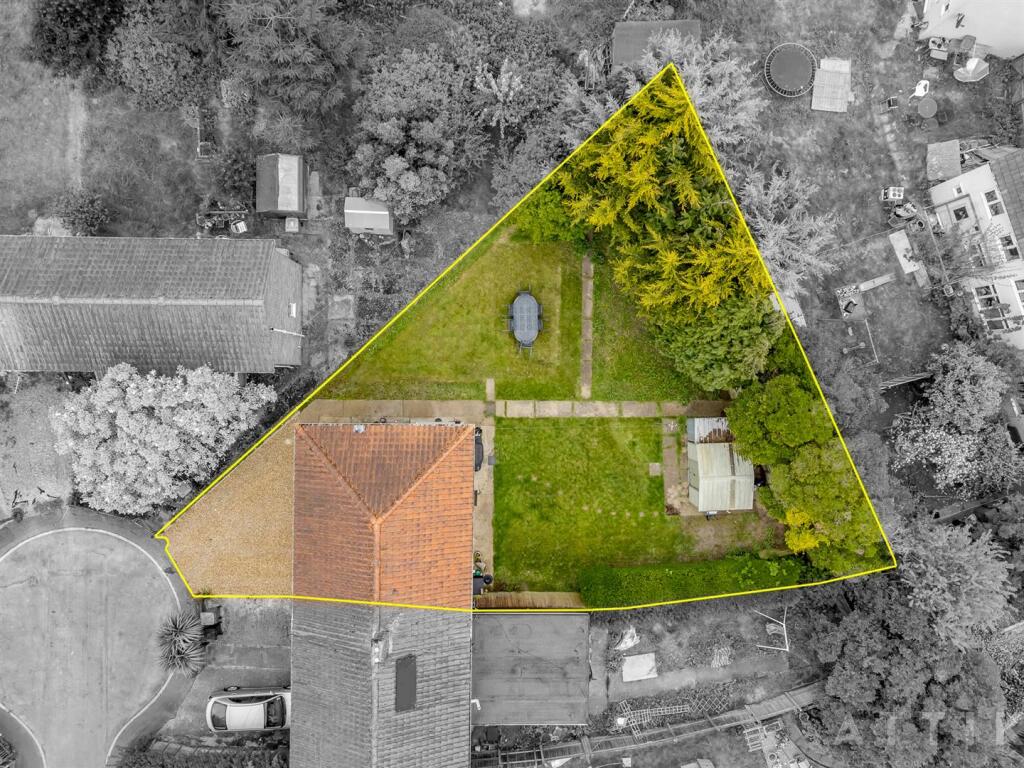 41 Newbegin ClNorwich NR1 4PU (2)_B&amp;W.jpg