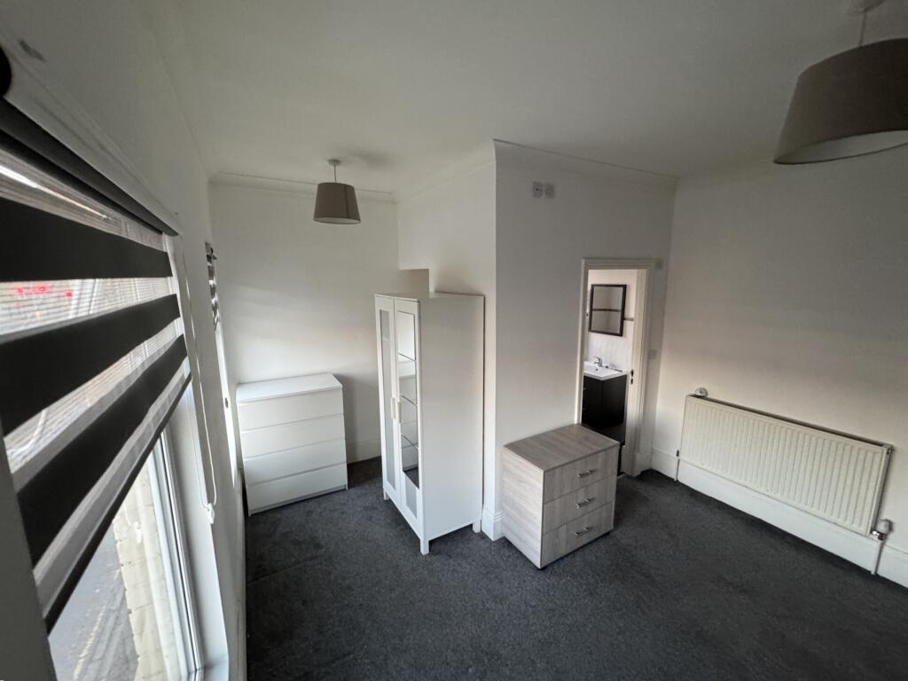room 1_6.JPG