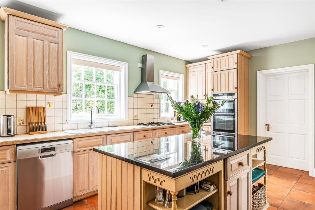 Kitchen/Breakfast Room