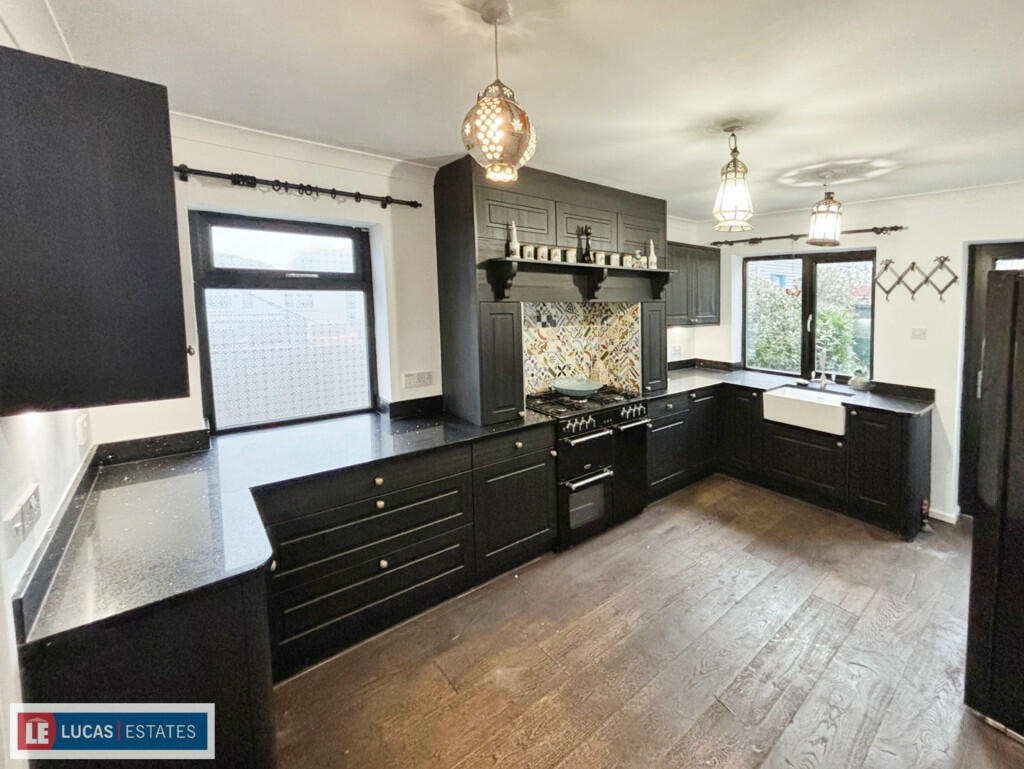 b8f4de6d-image_pi...