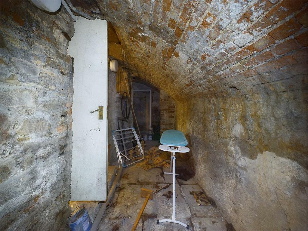 15 - John Street Bristol City Crentre 6-Bed HMO.jp