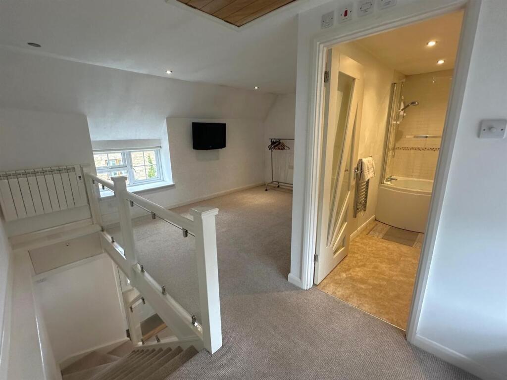 Bedroom Hall.jpeg