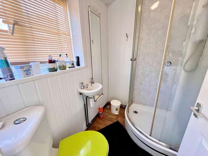 Shower Room 1