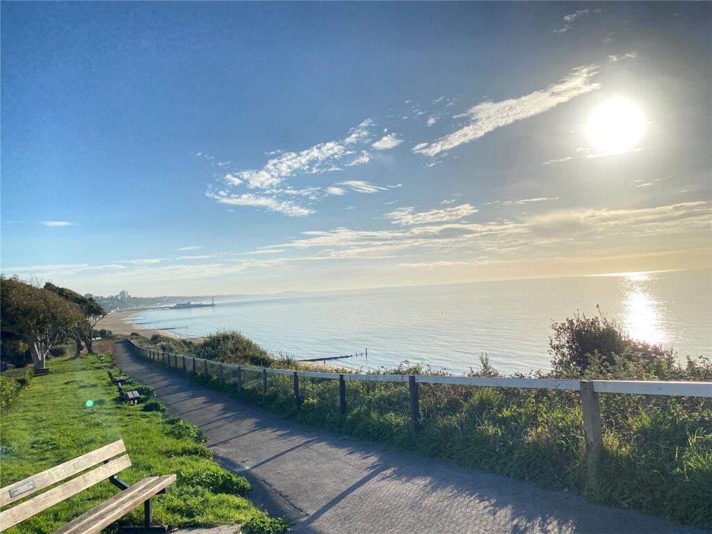 Spyglass Point