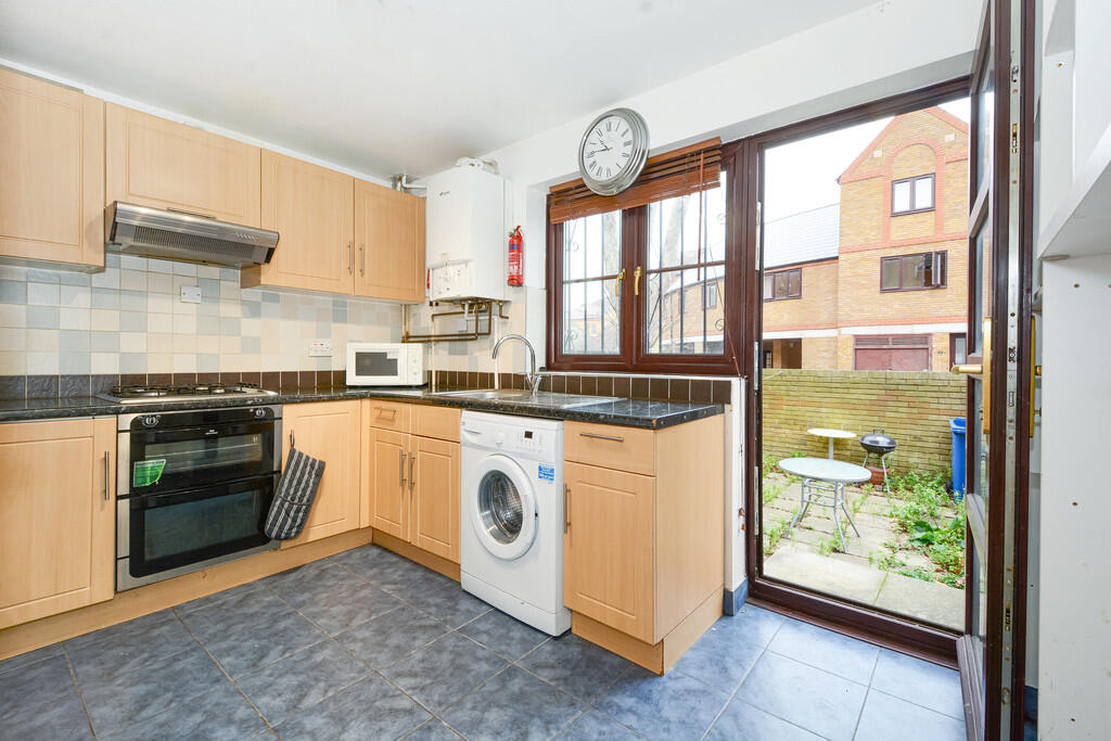 20 Brunswick Quay...