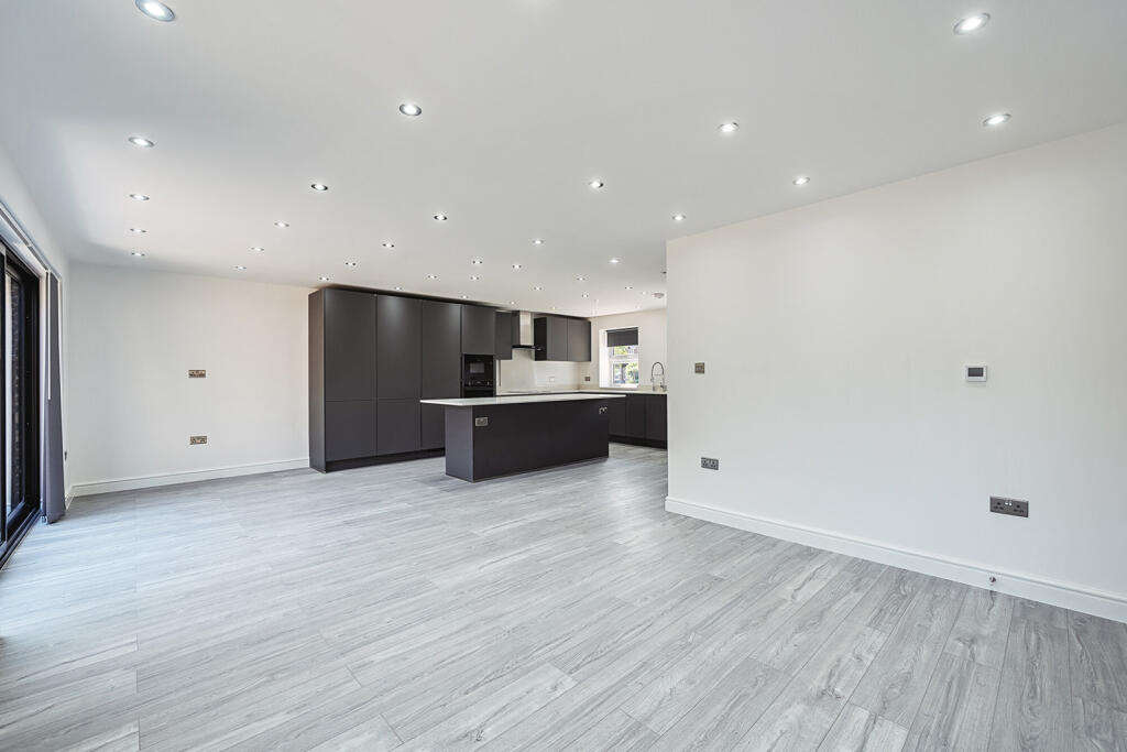 1341336-2-689f655...