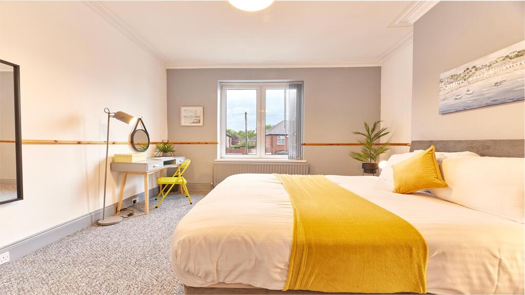 Master Bedroom 2.jpg