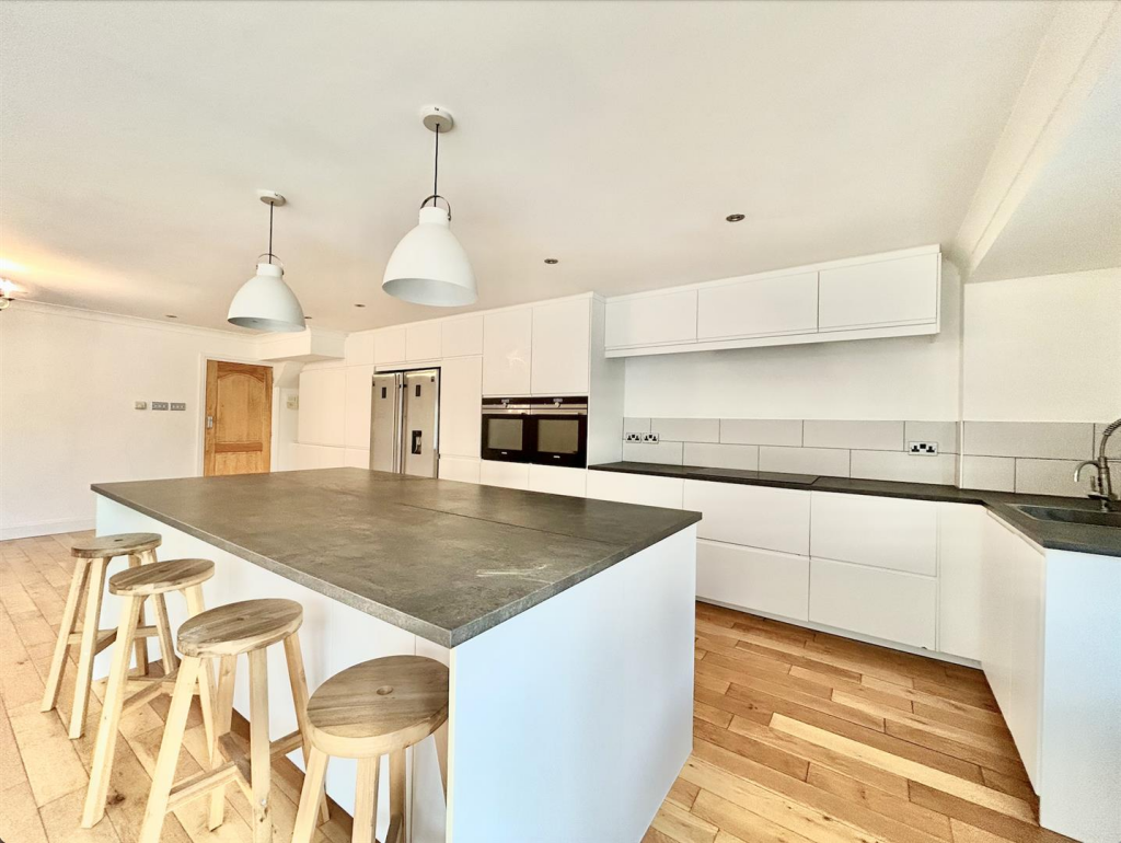 Screenshot 2025-04-25 at 16.08.16.png