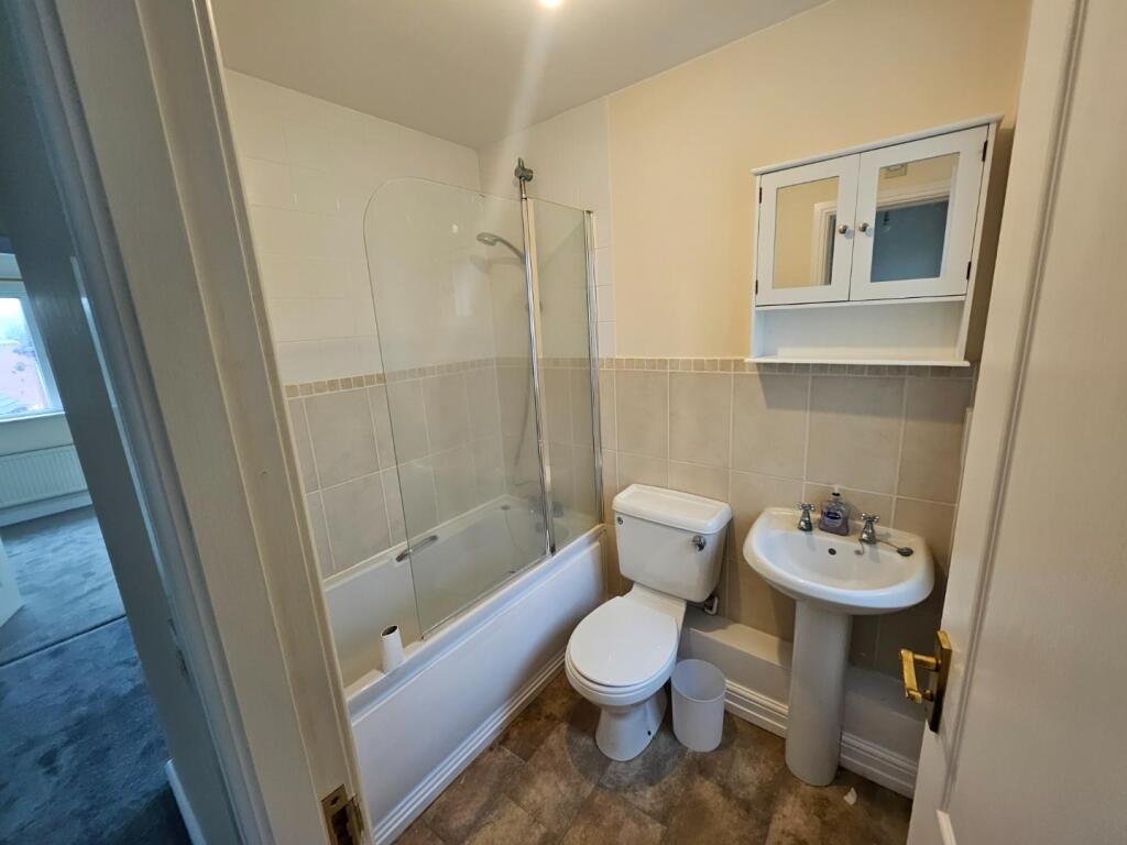 toilet.jpg