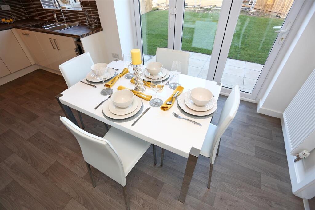 Kitchen/dining area