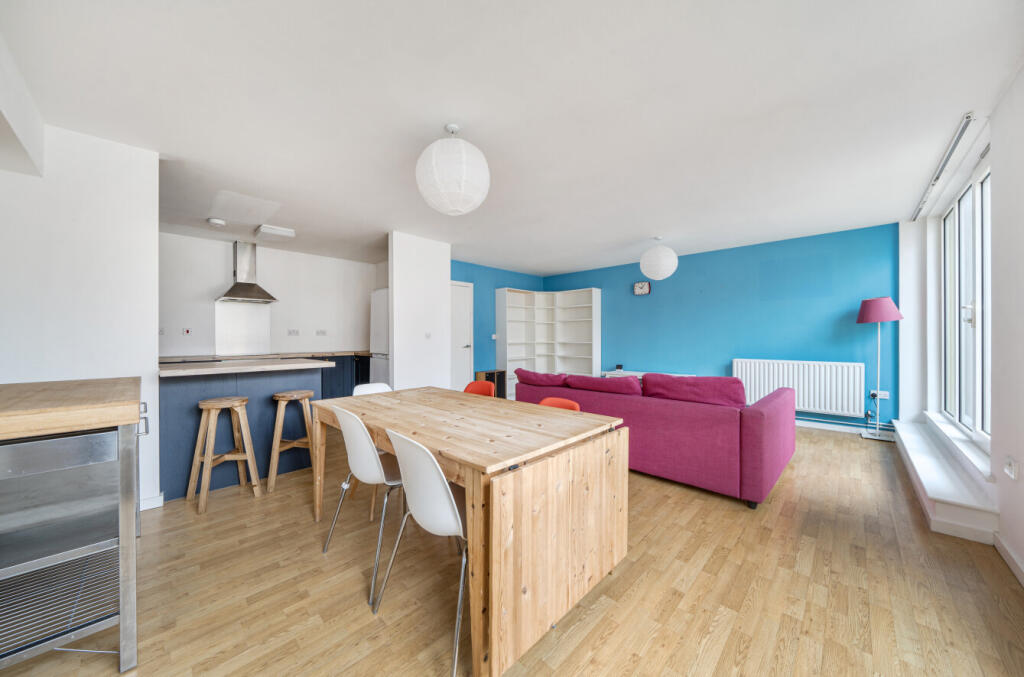 1340856-9-689c595...