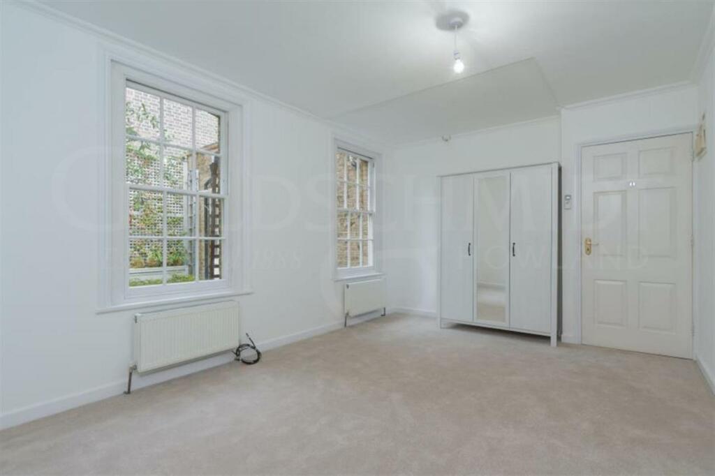 Main Bedroom