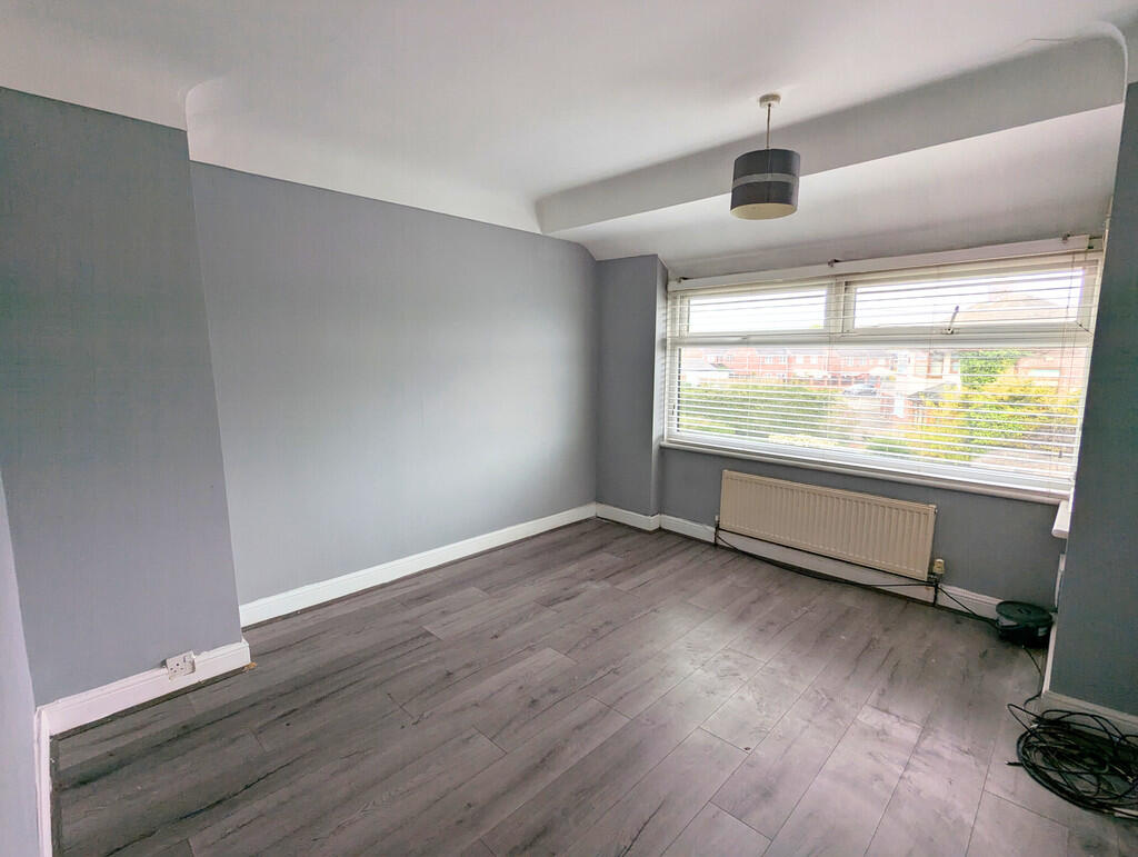 PXL_20250415_0927...