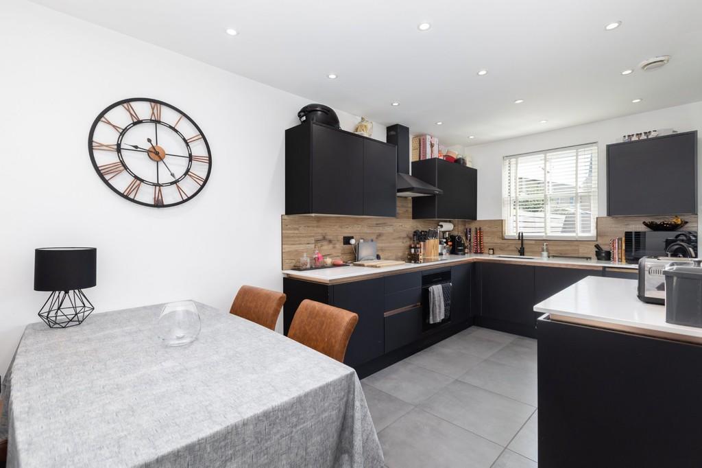 Kitchen/Dining Ro...