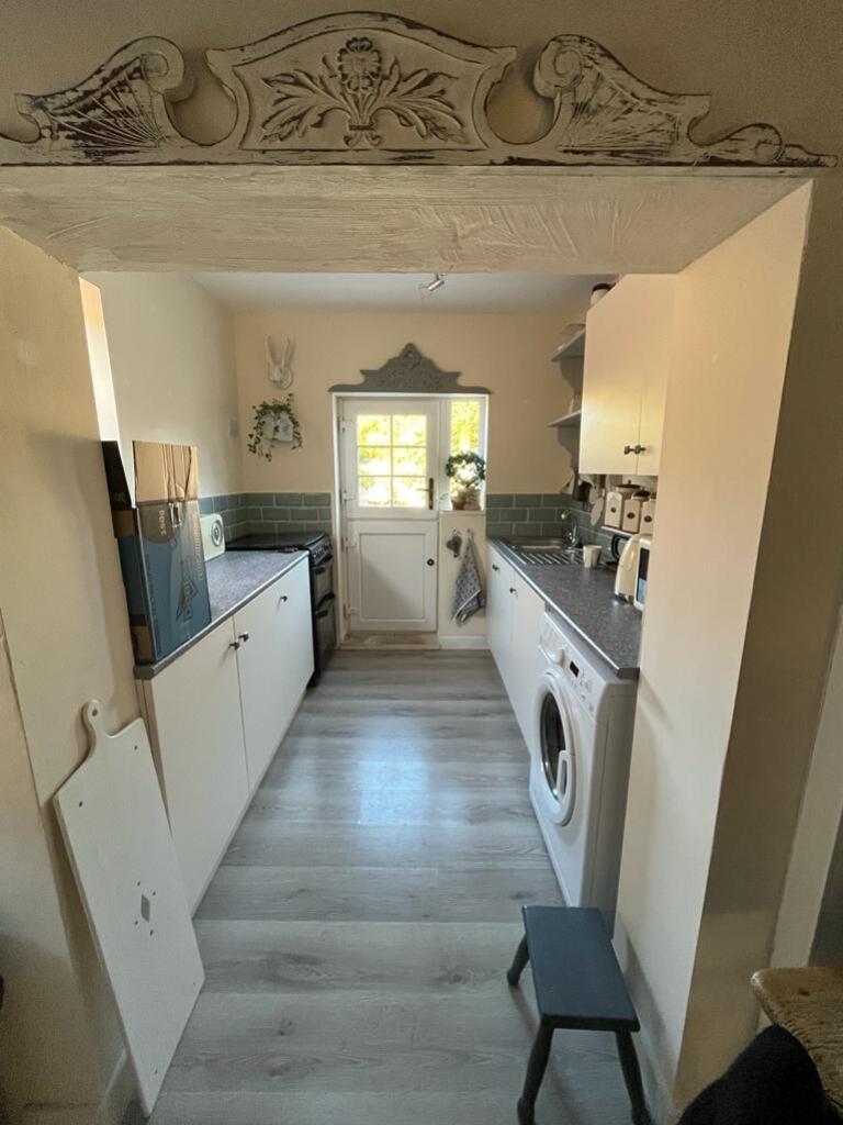 1939251b-0c58-46e0-bbad-689c3a40f04a